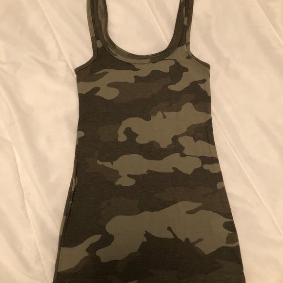 Camo Tank Sz XS - Picture 4 of 4